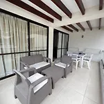 Edificio Bay Point Apto 207
